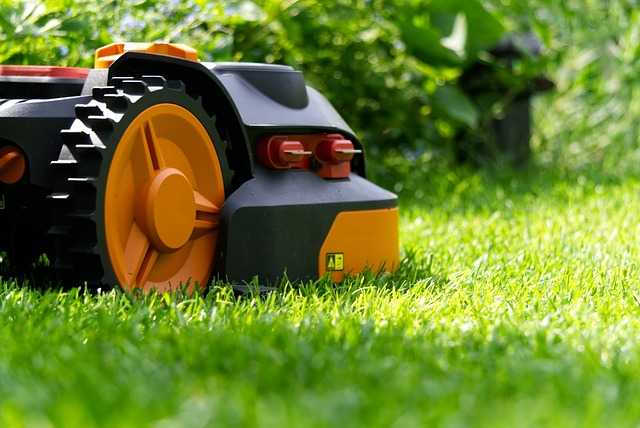The Ultimate Guide to Choosing the Best Zero Turn Mower for Hills